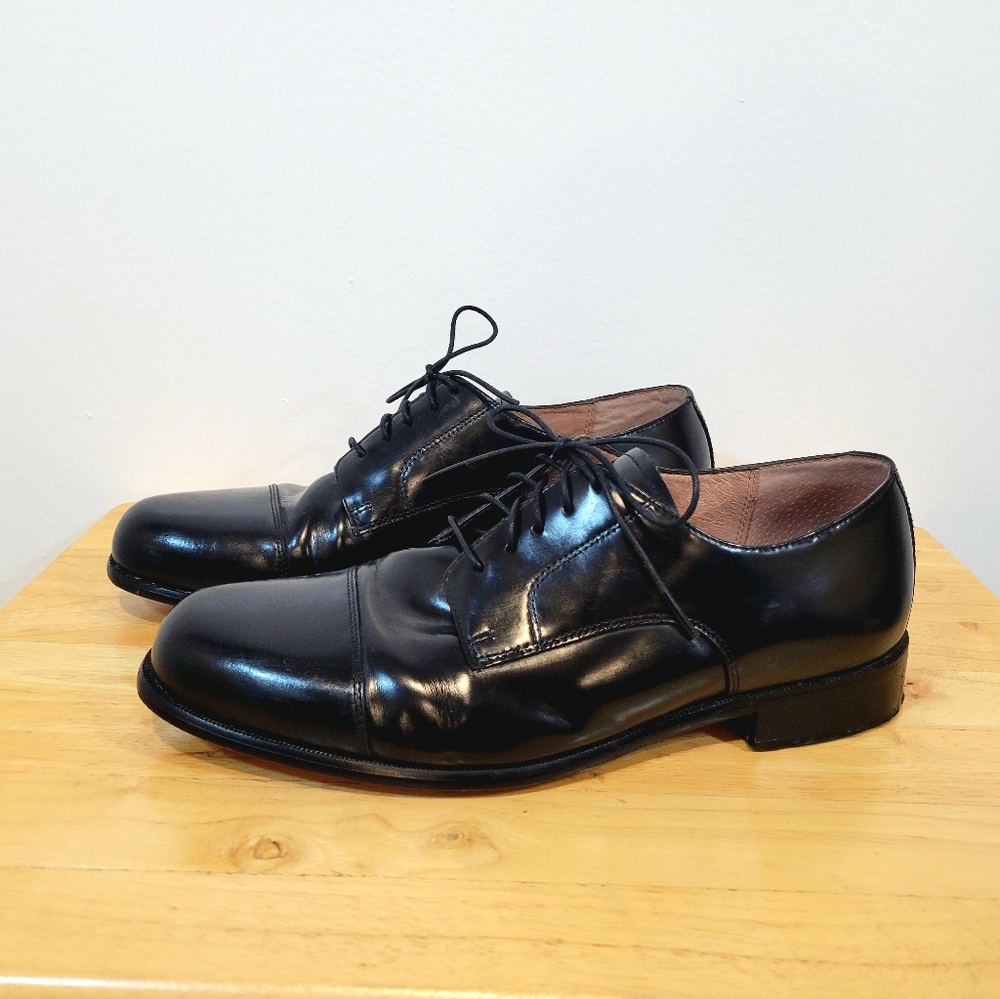 Bostonian Classic Black Leather Men's Dress Shoes